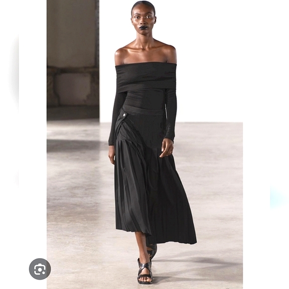 ZARA Pleated Skirt Midi size S and L - Picture 4 of 11